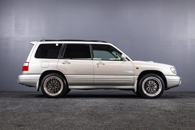 2000 Subaru Forester JDM car for sale — photo 4 of 19