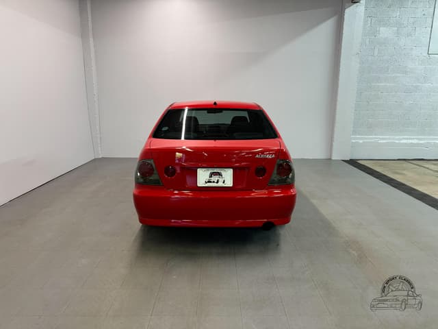 1999 Toyota Altezza JDM car for sale — photo 15 of 25