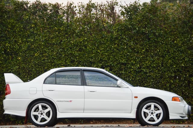 1996 Mitsubishi Lancer Evolution JDM car for sale — photo 10 of 25
