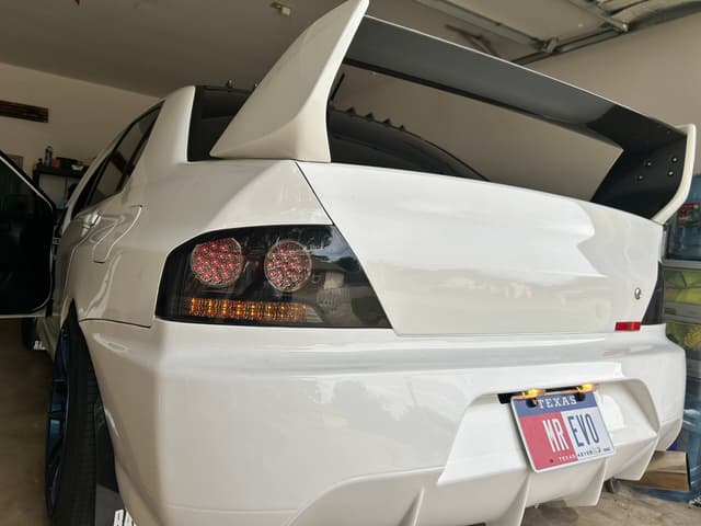 2005 Mitsubishi Lancer Evolution JDM car for sale — photo 4 of 7