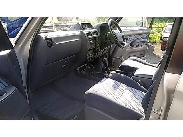 1996 Toyota Land Cruiser JDM car for sale — photo 9 of 16