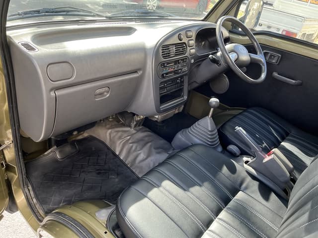 1997 Daihatsu Hijet JDM car for sale — photo 13 of 19