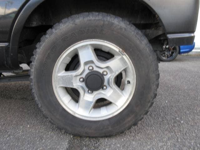 1999 Suzuki Jimny JDM car for sale — photo 16 of 18