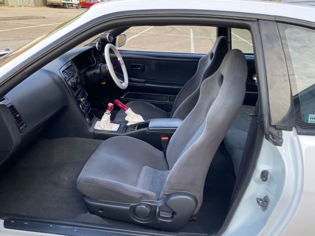 1993 Nissan Skyline JDM car for sale — photo 21 of 25