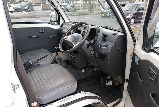 2007 Daihatsu Hijet JDM car for sale — photo 19 of 25