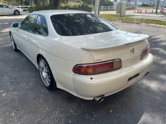 1998 Toyota Soarer JDM car for sale — photo 2 of 17