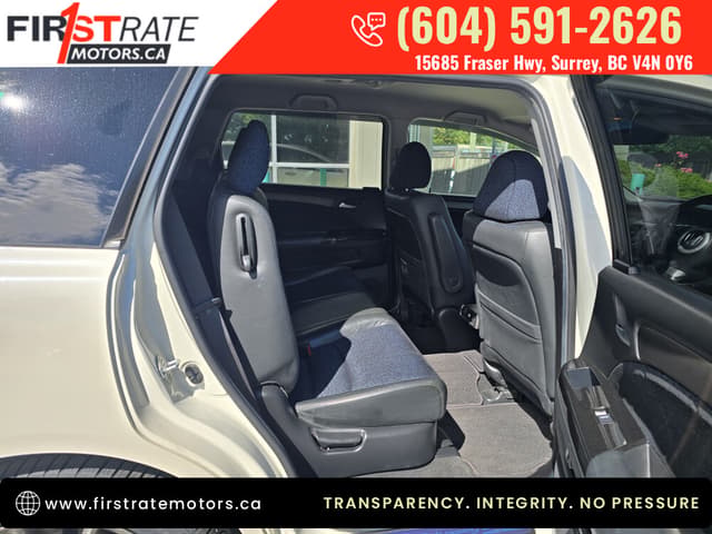 2005 Honda Odyssey JDM car for sale — photo 10 of 21