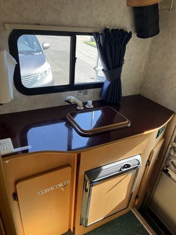 1997 Mitsubishi Delica JDM car for sale — photo 19 of 23