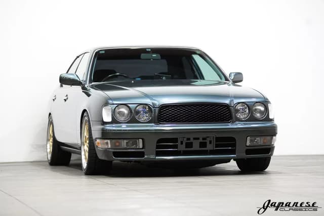 1995 Nissan Cedric JDM car for sale — photo 3 of 25
