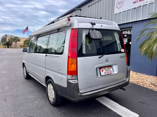 1998 Honda Stepwagon JDM car for sale — photo 10 of 25