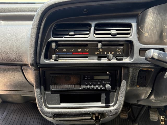 1995 Suzuki Carry JDM car for sale — photo 17 of 19