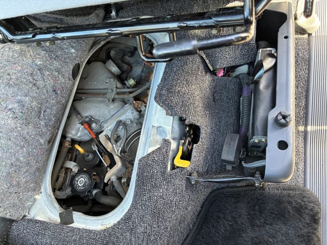 1999 Toyota Estima JDM car for sale — photo 4 of 17
