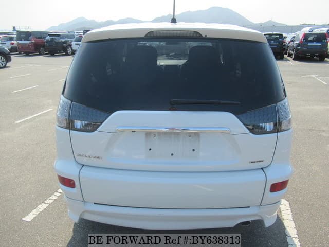 2010 Mitsubishi Outlander JDM car for sale — photo 4 of 25