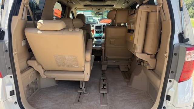 2011 Toyota Alphard JDM car for sale — photo 7 of 7