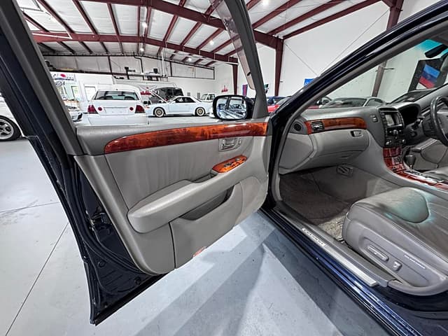 2000 Toyota Celsior JDM car for sale — photo 21 of 25