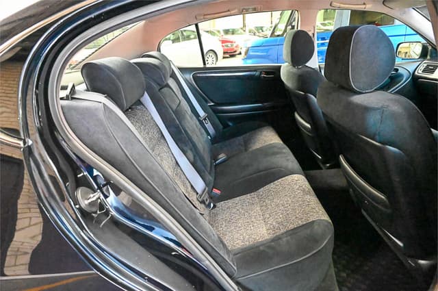 2001 Toyota Aristo JDM car for sale — photo 13 of 20