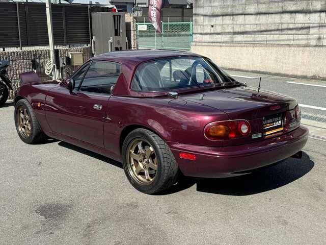 1996 Mazda Roadster (Eunos Roadster / MX-5) JDM car for sale — photo 8 of 20