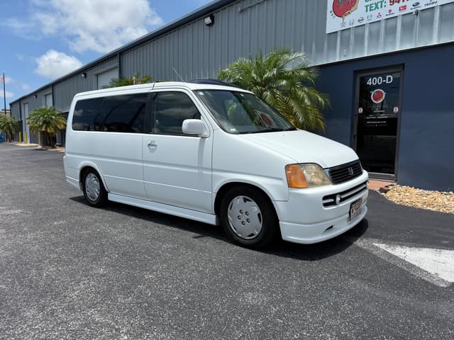 1999 Honda Stepwagon JDM car for sale — photo 11 of 25