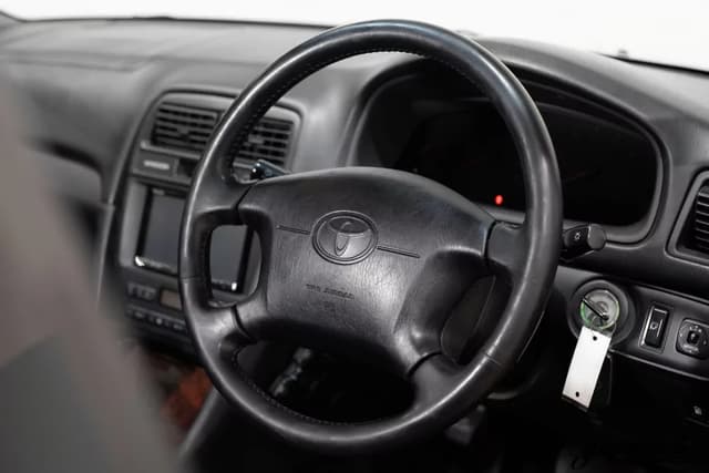 1997 Toyota Windom JDM car for sale — photo 12 of 25