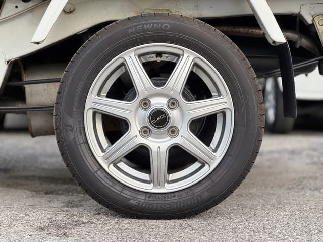 2000 Daihatsu Hijet JDM car for sale — photo 7 of 19