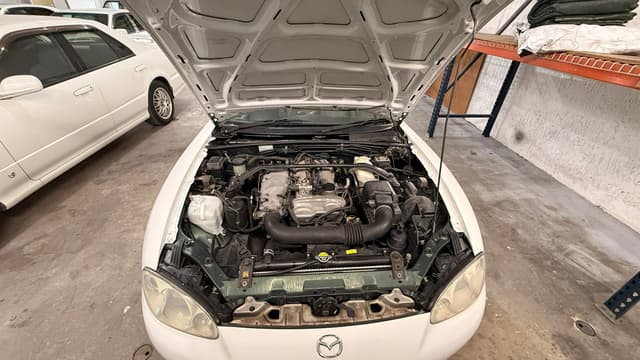 2000 Mazda Roadster (Eunos Roadster / MX-5) JDM car for sale — photo 12 of 13