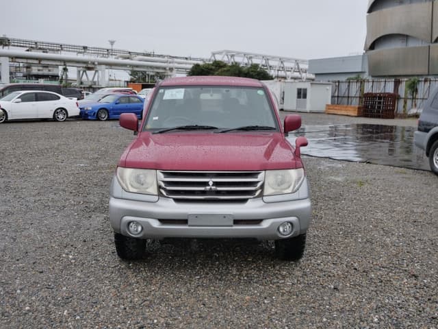 2000 Mitsubishi Pajero JDM car for sale — photo 2 of 25