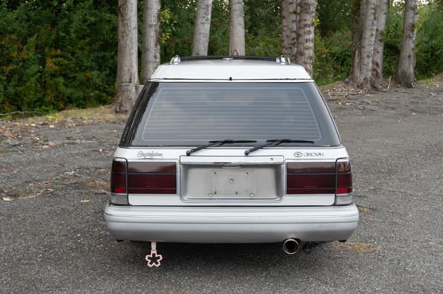 1993 Toyota Crown JDM car for sale — photo 5 of 15