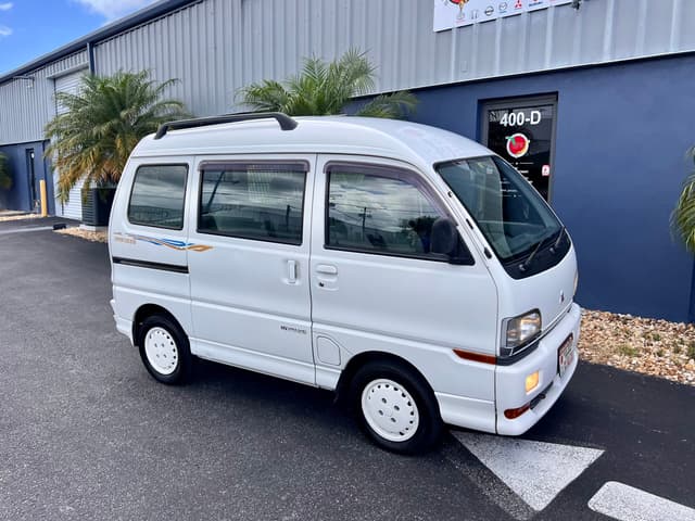 1996 Mitsubishi Bravo Minivan JDM car for sale — photo 3 of 22