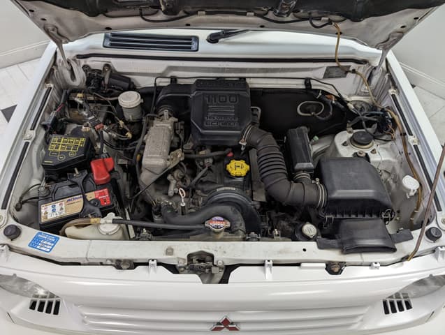 1996 Mitsubishi Pajero JDM car for sale — photo 23 of 24