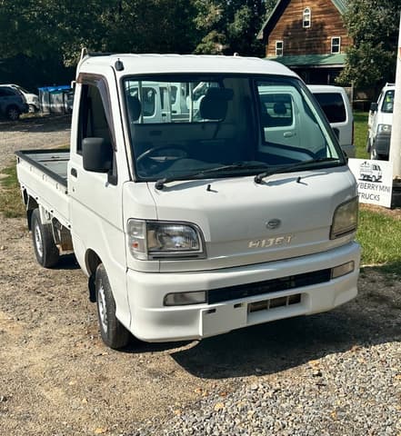2000 Daihatsu Hijet JDM car for sale — photo 3 of 17