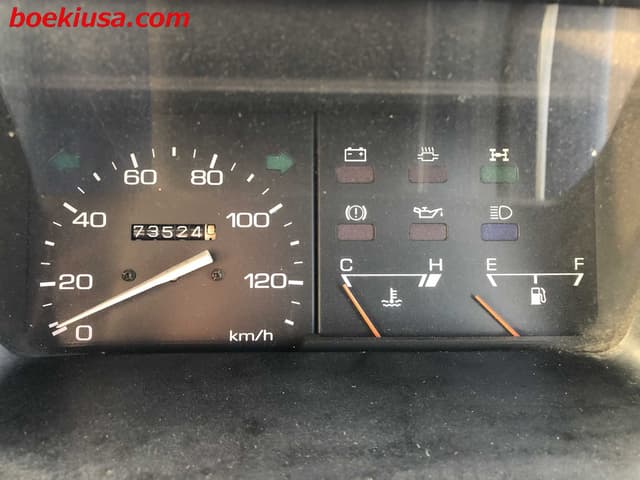 1992 Daihatsu Hijet JDM car for sale — photo 18 of 22
