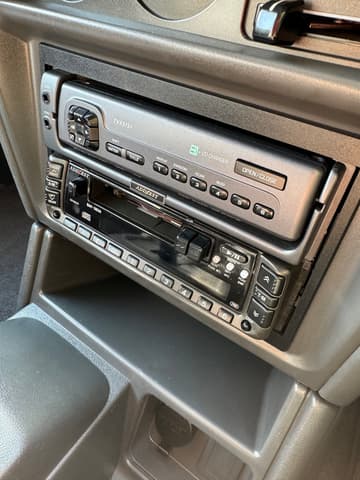 1995 Mitsubishi Pajero JDM car for sale — photo 25 of 26