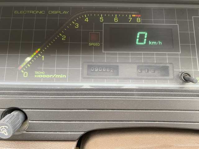 1983 Toyota Cresta JDM car for sale — photo 17 of 20