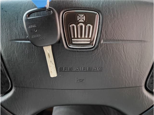 2003 Toyota Crown JDM car for sale — photo 23 of 24