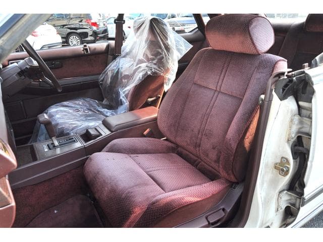 1995 Nissan Gloria JDM car for sale — photo 21 of 25