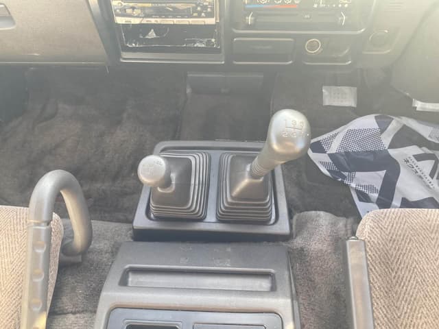 1991 Mitsubishi Delica JDM car for sale — photo 6 of 10