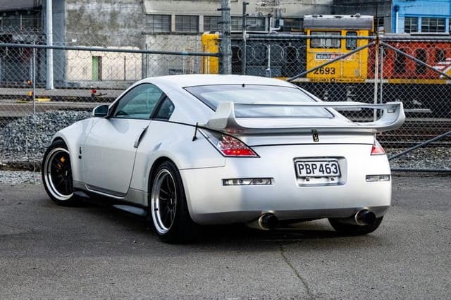 2006 Nissan Fairlady Z JDM car for sale — photo 4 of 19
