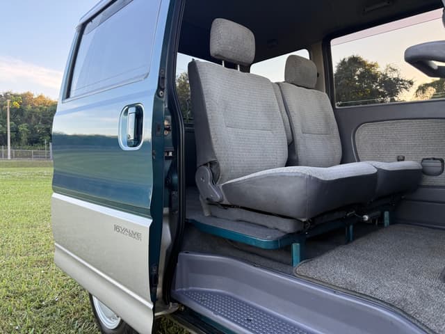 1998 Mitsubishi Bravo Minivan JDM car for sale — photo 5 of 24