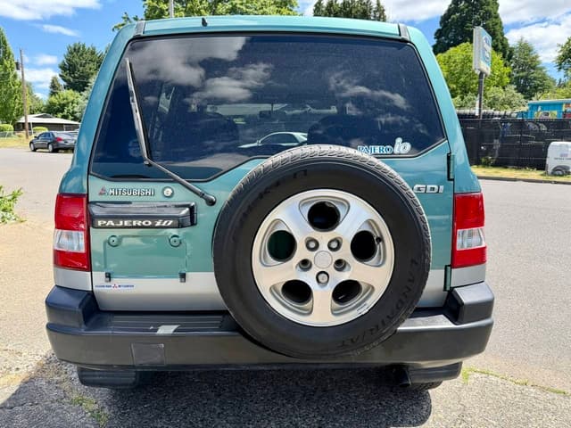 1999 Mitsubishi Pajero JDM car for sale — photo 7 of 25