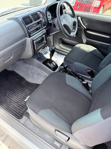 2000 Suzuki Jimny JDM car for sale — photo 6 of 6