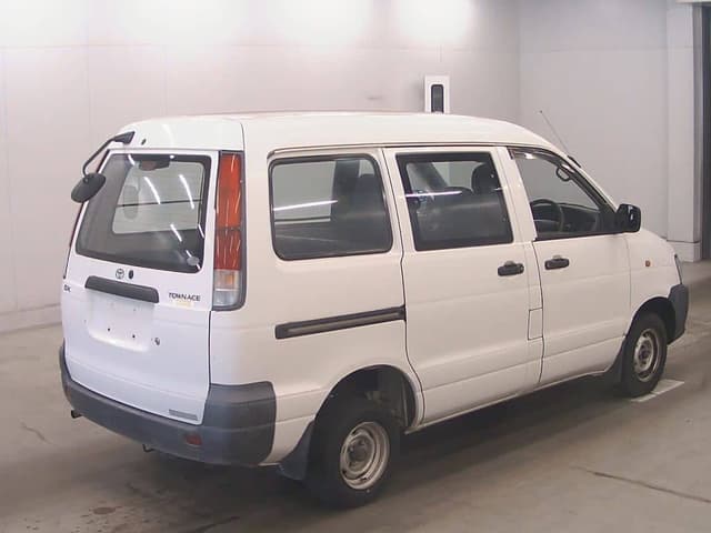 2007 Toyota Lite Ace JDM car for sale — photo 2 of 6