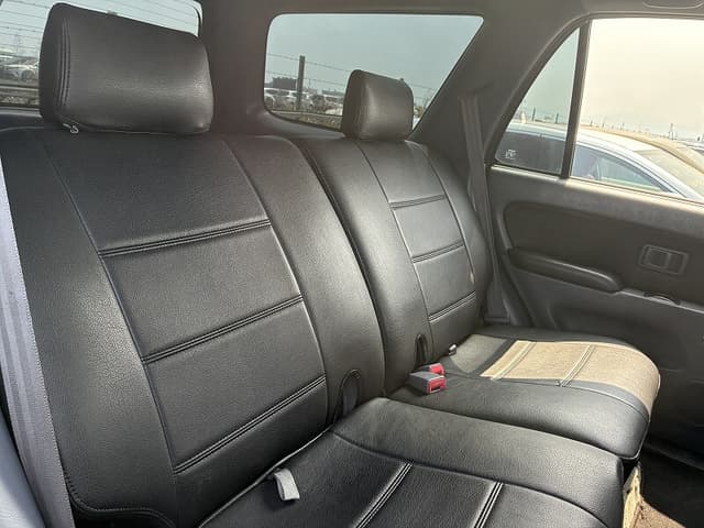1997 Toyota Hilux Surf JDM car for sale — photo 6 of 8