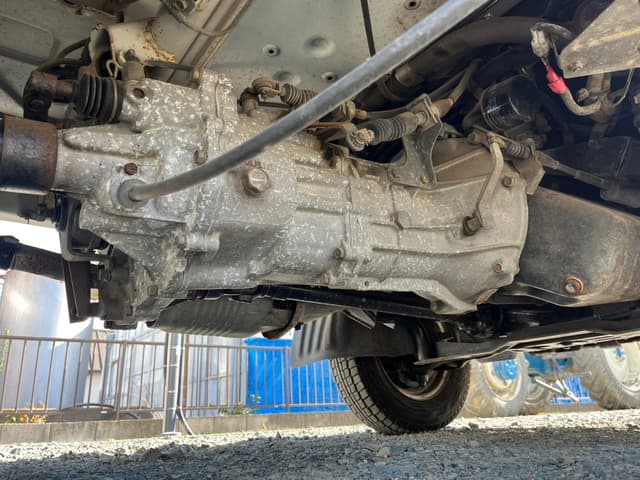 1997 Mitsubishi Minicab JDM car for sale — photo 17 of 25