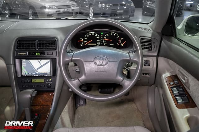 1996 Toyota Windom JDM car for sale — photo 3 of 24