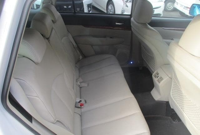 2009 Subaru Legacy JDM car for sale — photo 13 of 25