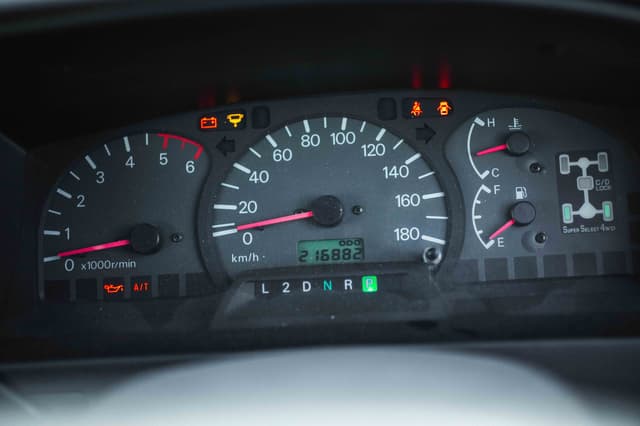1997 Mitsubishi Delica JDM car for sale — photo 25 of 25