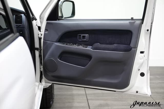 1998 Toyota Hilux JDM car for sale — photo 19 of 25