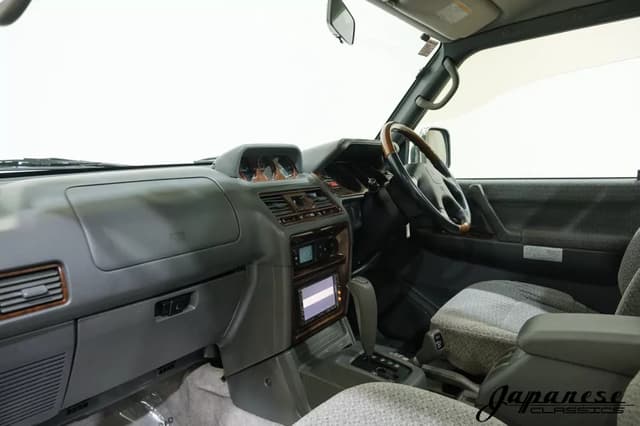 1998 Mitsubishi Pajero JDM car for sale — photo 9 of 25
