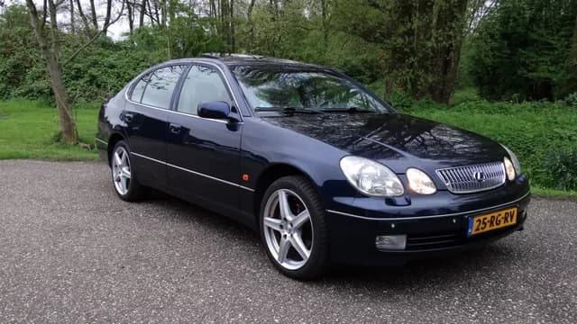 2000 Lexus Gs JDM car for sale — photo 2 of 17