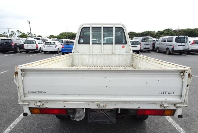 2002 Toyota Lite Ace JDM car for sale — photo 4 of 25